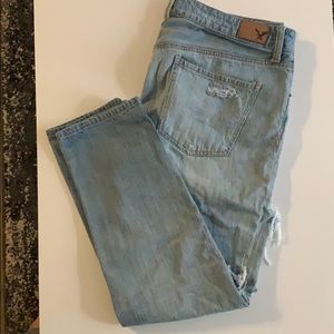 COPY - Women’s tomgirl light wash distressed jean…